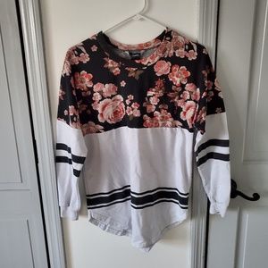 Floral print and white long sleeves shirt